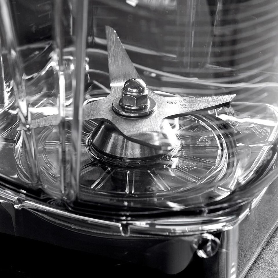 Vitamix® A2500i ASCENT™ Series HighPerformance Blender, Black